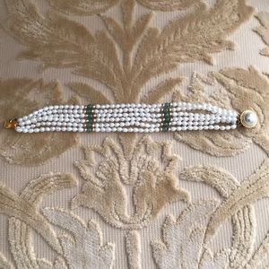 Pearl/green/gold bracelet